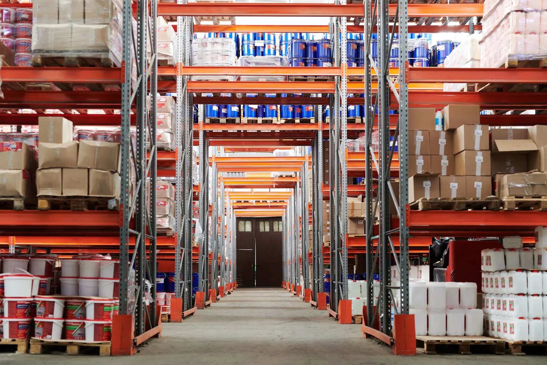 complete automated packaging production line with conveyor and machine modules